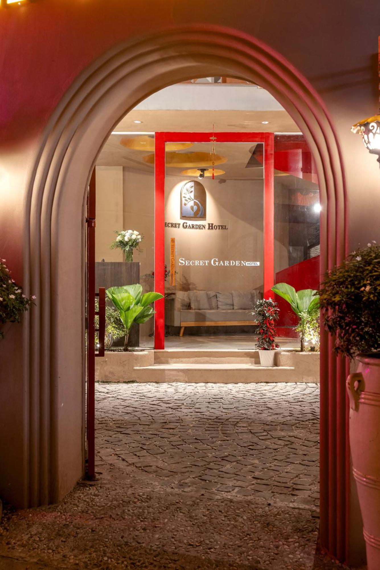 הו צ'י מין סיטי Secret Garden Hotel מראה חיצוני תמונה